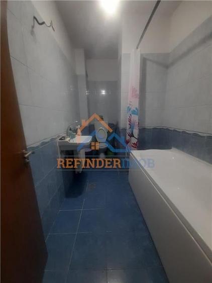 Garsoniera spatioasa zona Salaj - 9