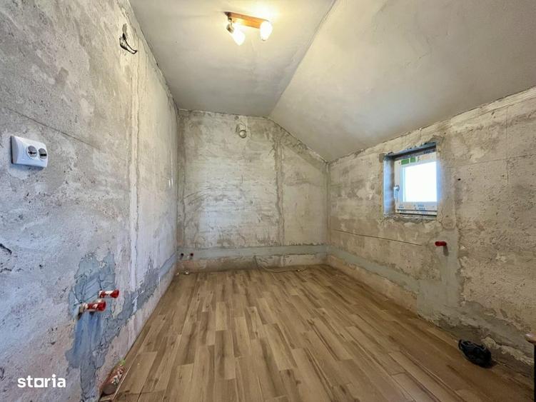 Casa 5 camere, 3 dormitoare, pret corect - 9