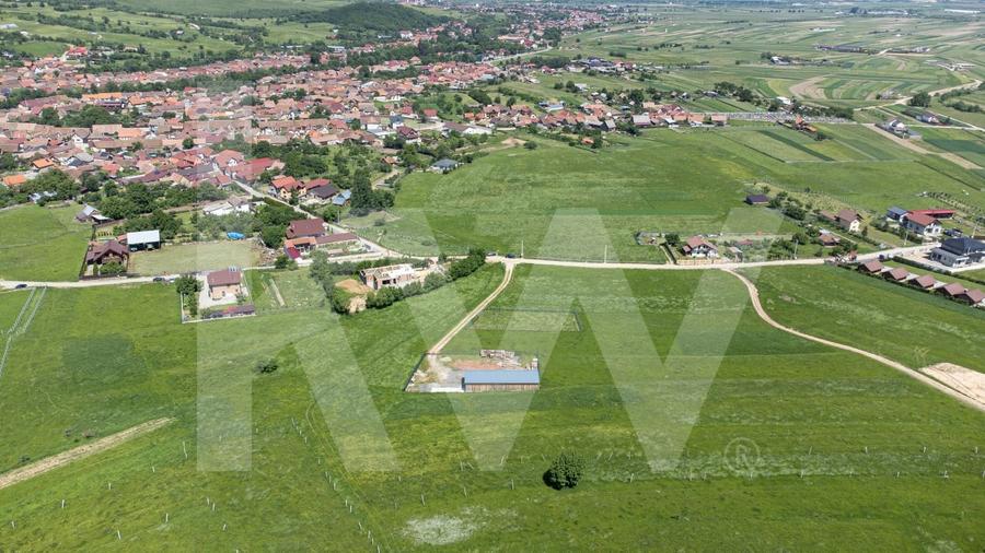 Teren cu peisaj spectaculos in Gura Raului – munte, aer curat, libertate - 12