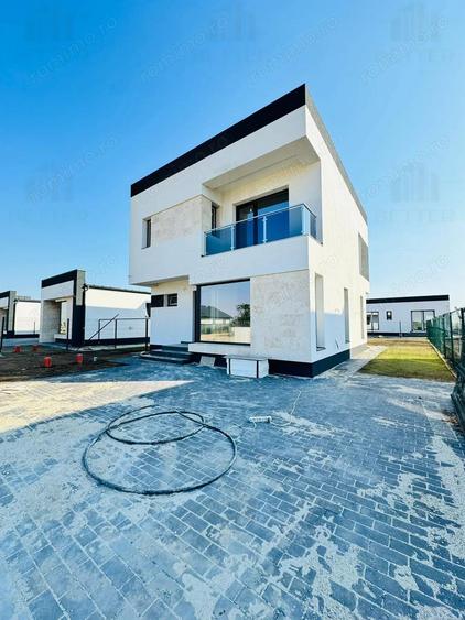 Casa Individuala Ansamblu Nou 4 Camere - 3 Bai - Teren 454 mp - 5