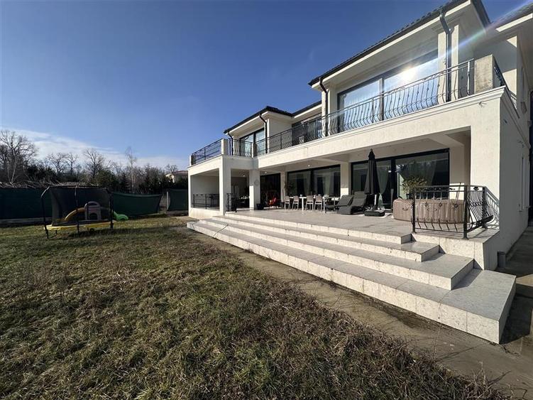 Vanzare Vila Padure Tunari - 2