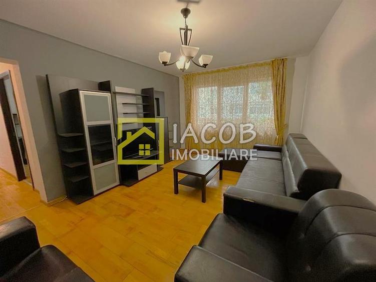 3 camere decomandate, parter, str. Alecu Russo, Bacau - 1