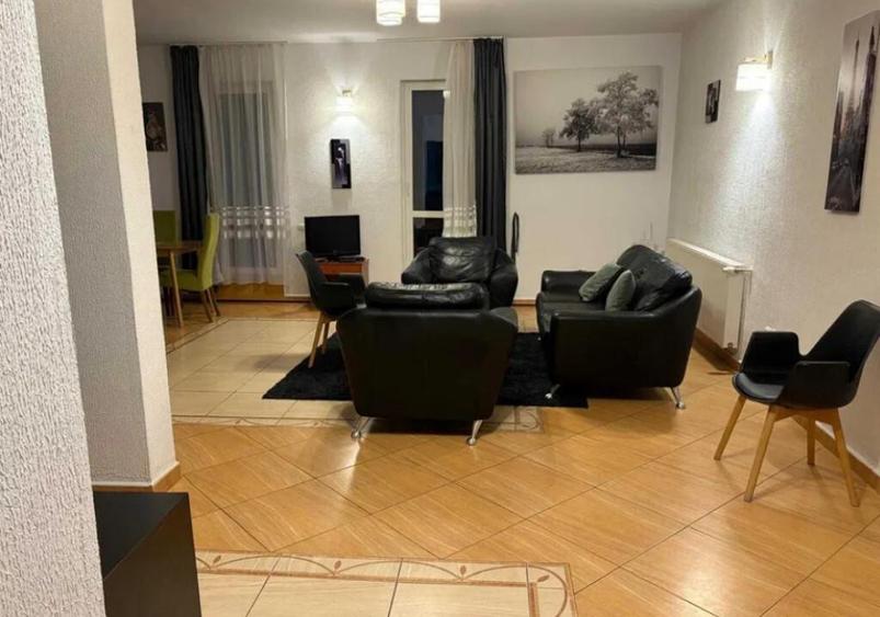 Apartament 3 camere - zona Poiana Brasov - 1