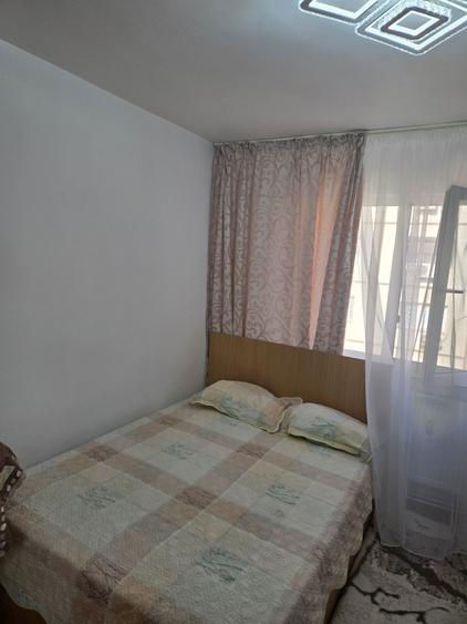 Ofer garsoniera spre inchiriere - 2