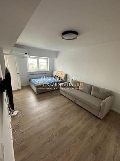 Apartament 1 camera, Unirii (P-ta Constitutiei), 40 mp, 5/10 Apartament 1 camera, Unirii (P-ta Constitutiei), 40 mp, 5/10