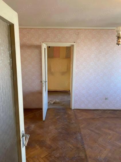 Apartament de vanzare 2 camere , Str Paulesti , et 3 , 62.000 euro neg. - 3