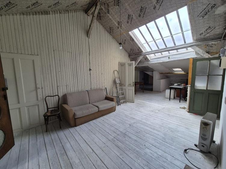 Mansarda 174,85 mp - Universitate - 1