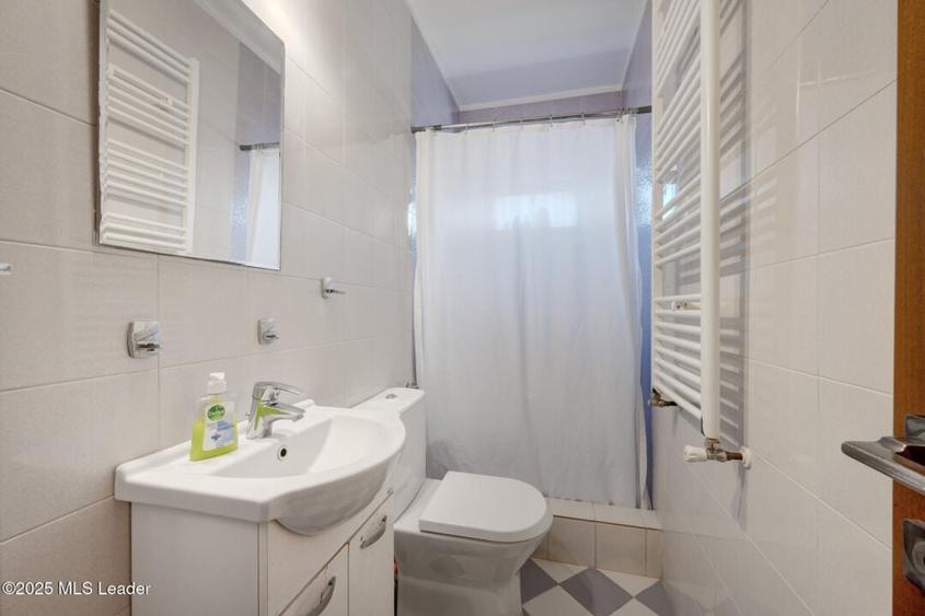 Vila Impresionanta in Tunari - Spatiu, Confort si Eleganta! - 20