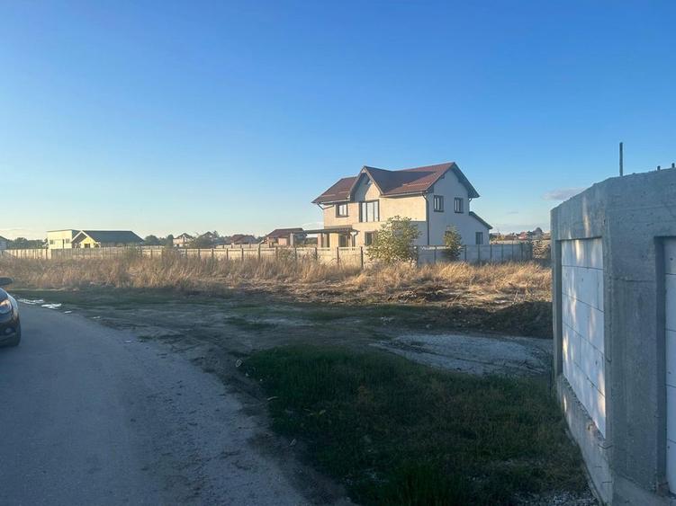 Teren intravilan - 2