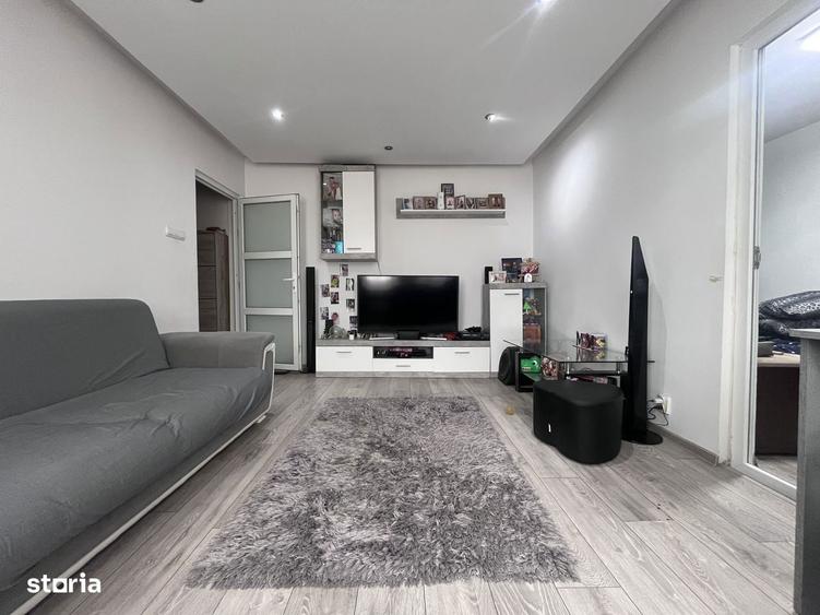 Zona buna! Vanzare apartament cu 2 camere in Targoviste- micro 6! - 8