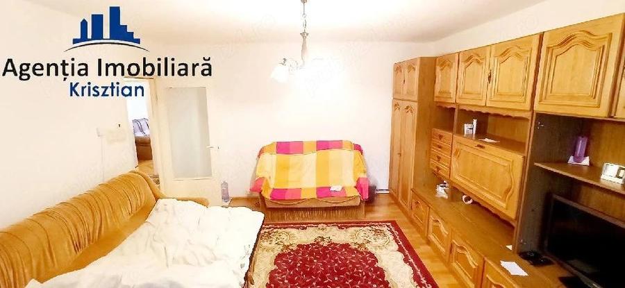 Apartament cu 3 camere de vanzare zona Micro 16 - 8