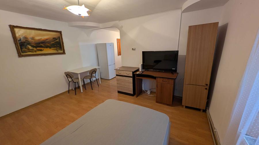 Inchiriez garsoniera confort 1 - 1