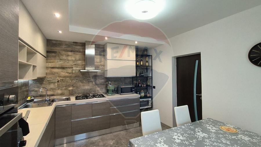 Casă spațioasă P+M și teren generos de 4151 mp în Tg. Bujor Galați - 6