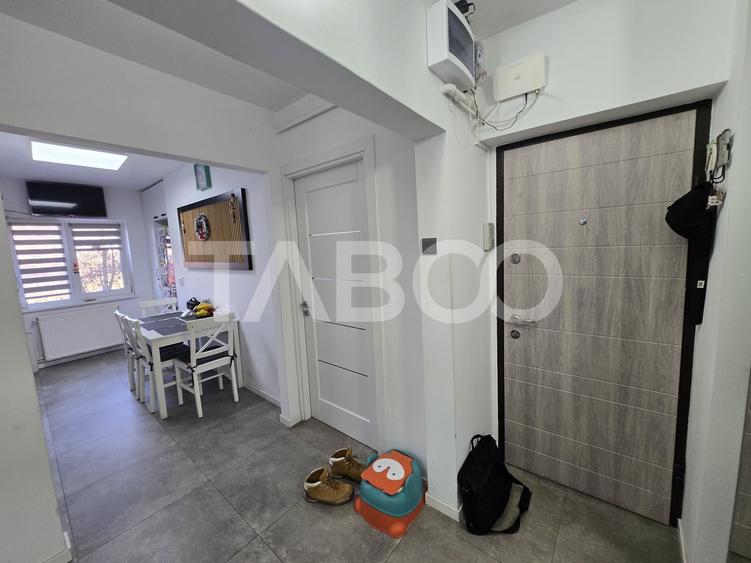 Apartament 2 camere de vanzare 51mp decomandat zona Vasile Aaron Sibiu - 10