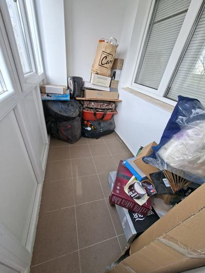 Apartament cu 4 camere, decomandat, etaj 2/4, zona Dacia - 11