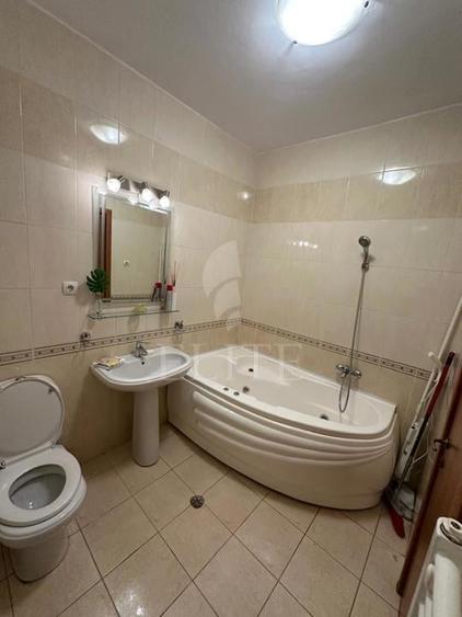 Apartament 2 camere &icirc;n zona HOTEL GRAND ITALIA - 10
