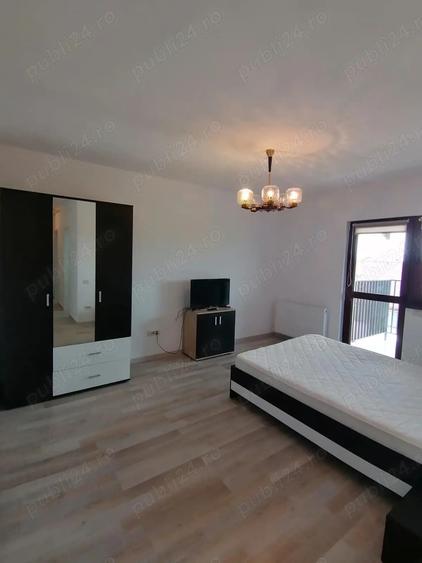 Proprietar inchiriez garsoniera Sanpetru Residence - 1