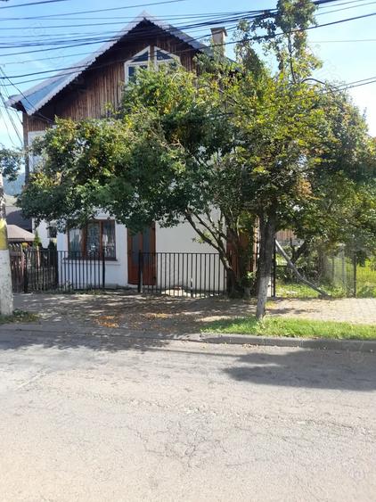 Casa ?i teren in Vatra Dornei, str. 22 Decembrie, nr. 12 (la aproximativ 75 m de pia?a agro-alim) - 1