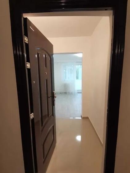 Apartament cu 2 camere, etajul 2/10, zona Podu Ros - 5