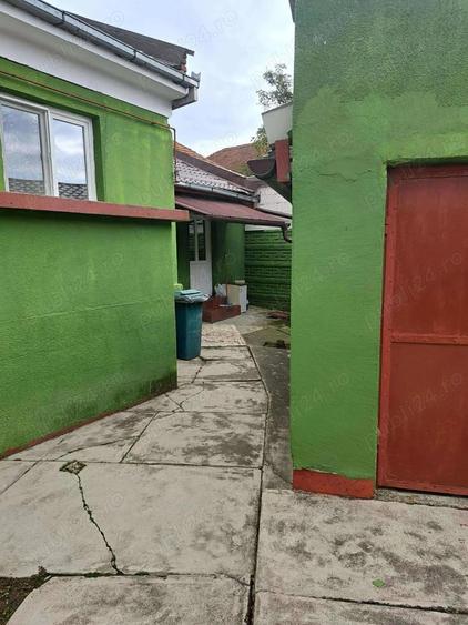 Casa cu 5 camere de vanzare , 14 MAI , 128.000 euro neg. - 2