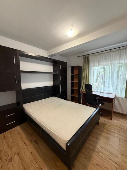 Apartament cu 2 camere decomandat, mobilat în Semicentral