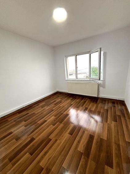 Apartament de vanzare - 2 camere, nemobilat - 8