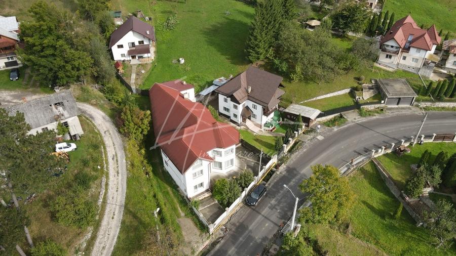 Arges Vila- Casa de vacanta Potential turistic 8 camere Rucar - 10