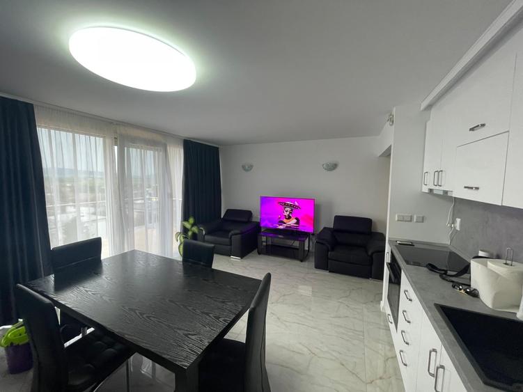 Vand apartament cu 3 camere, decomandat in Deva zona Mihai Viteazu-Piata Central - 1