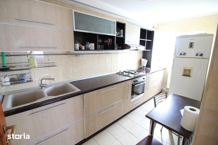 Apartament cu 2 camere decomandat în Siderurgiștilor