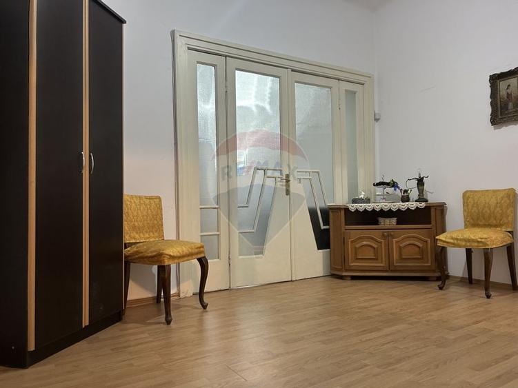 Apartament cu 3 camere în zona P-ta Unirii - 2