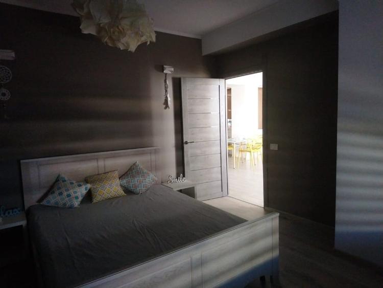Mamaia ,de vanzare apartament 2 camere zona cluburi - 1