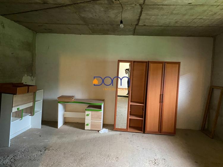 Casa de vanzare, cartier Pipirig - 9