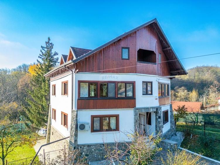 Casă 5 camere + demisol, teren 1560 mp / Filipestii de Padure - 2