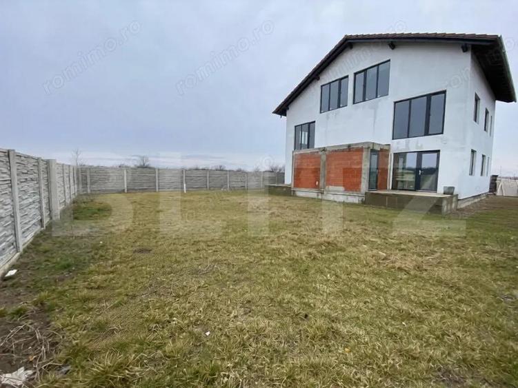 Duplex 334mp, teren 611mp, Mo?ni?a Veche, oportunitate dezvoltare/investi?ie - 1