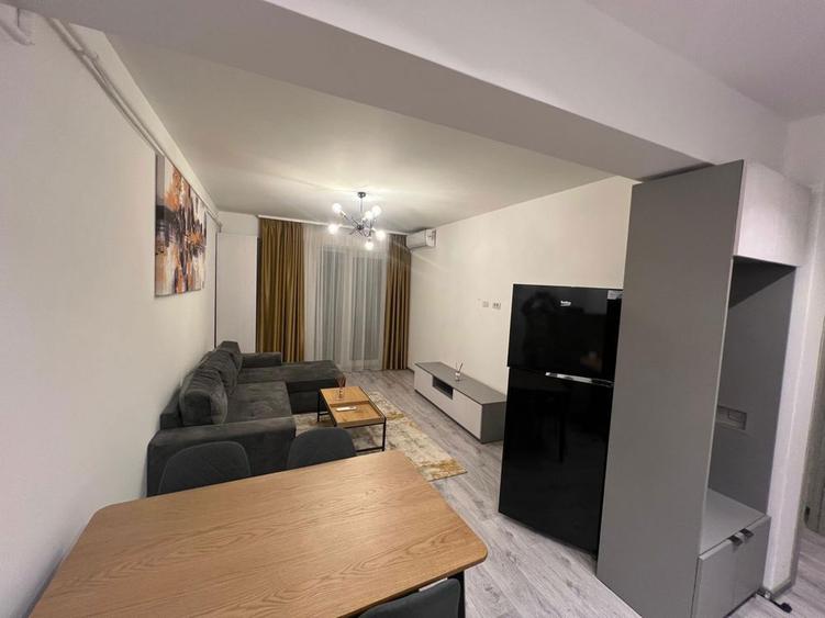 Apartament 2 camere de vinzare - 1