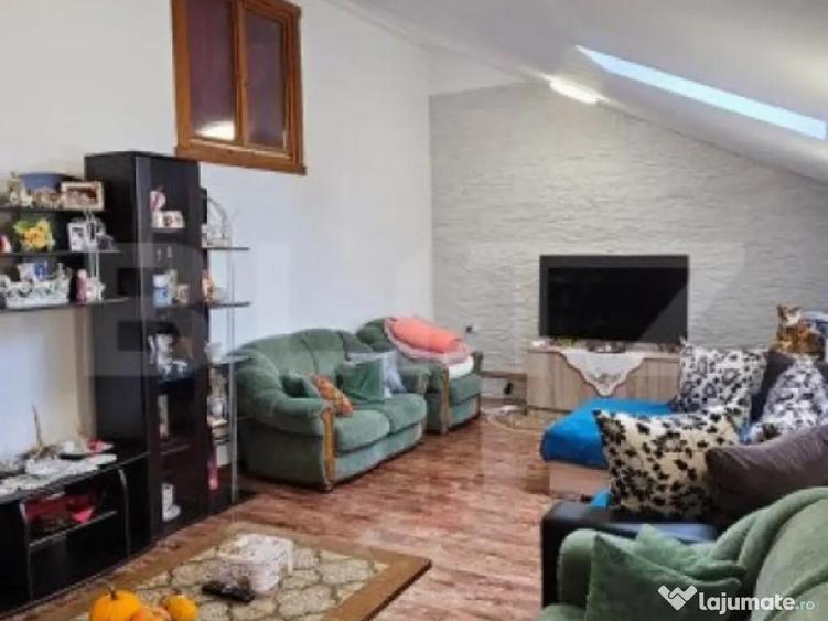 Casa deosebita, 3000 mp teren, 6 camere zona linistita - Bar - 10