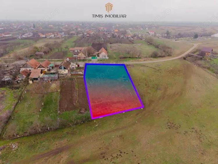 Teren Ianova 1200 mp, vatra satului | asfalt, utilitati | Comision 0% - 15