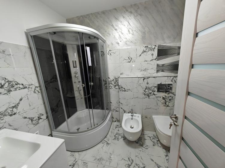 Case Moderne cu Design Elegant, in Lilieci - 9