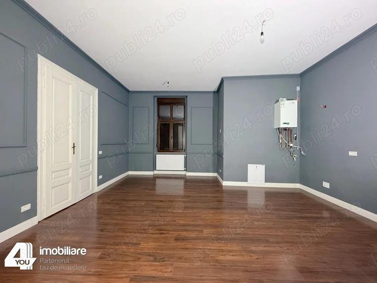 Casa S+P+M zona Ultracentrala la curte cu 2 vecini, recent renovata - 4
