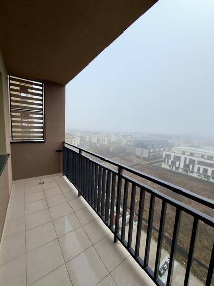 Apartament cu 3 camere la prima închiriere în zona Tractorul la et 7/10 - 3