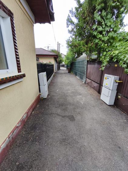 ROANDY-Casa solida,parter+1,zona Valeni - 10