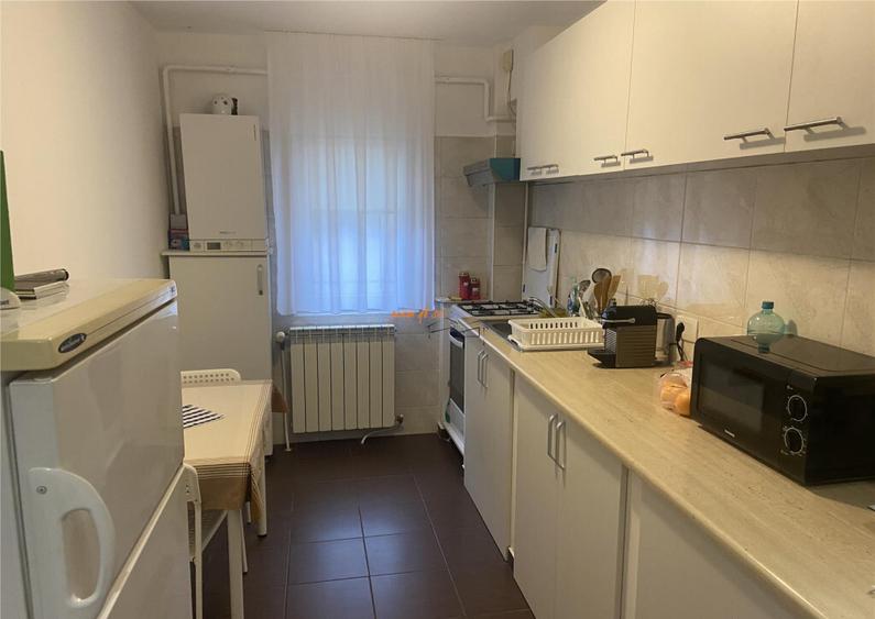 Garsoniera , zona Cartier Sud , parter , decomandata , 40mp - 1