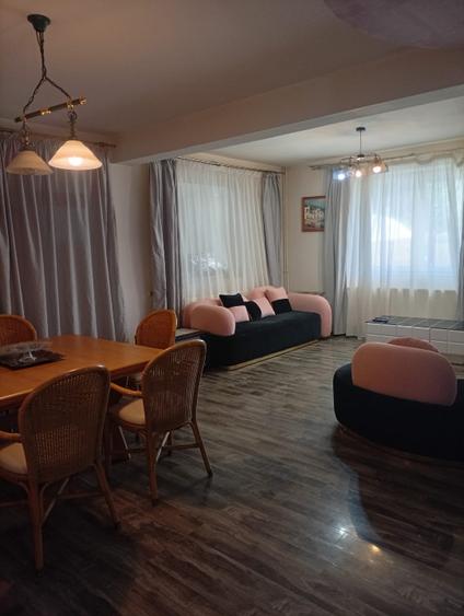 Casă individuală cu 4 camere cu Teren 427 Mp în Dudu