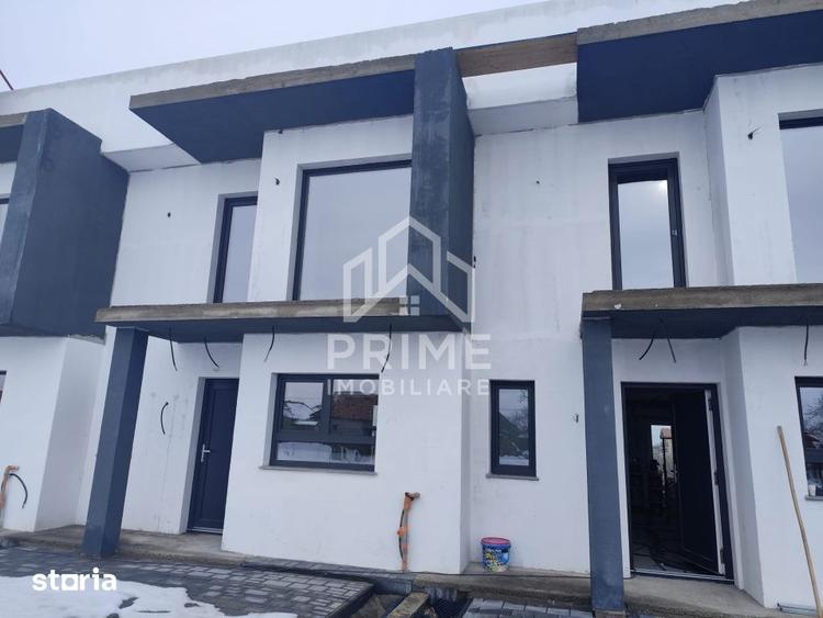 Casă cu 4 camere cu Teren 85 Mp în Teiu