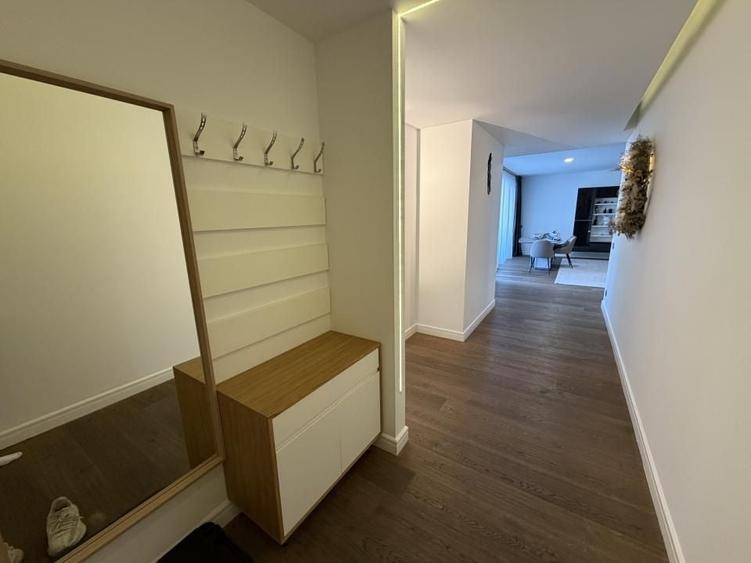 Apartament cu 3 camere decomandat, mobilat în Herăstrău