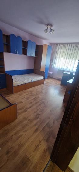 Apartament cu 2 camere decomandat în Nufărul