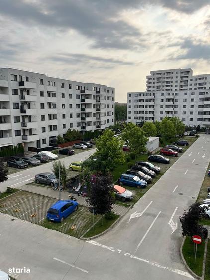 Apartament cu 2 camere decomandat, mobilat în Est