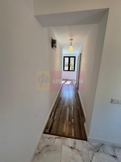 Casă cu 6 camere în Central