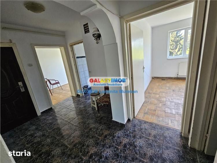 Vanzare apartamement 4 camere Targoviste Aleea Trandafirilor - 8