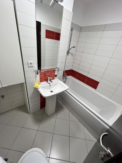 Apartament cu 2 camere decomandat în Berceni